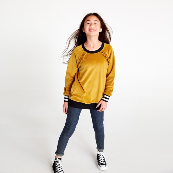 Tea Collection Velour Ruffle Tunic Pullover 8 - Picture 2 of 2